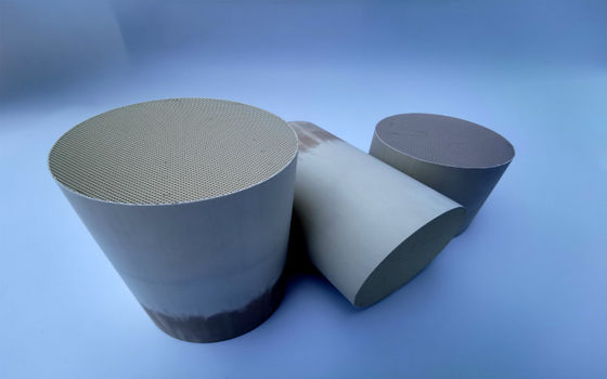 Produsen Substrat Katalis Keramik Honeycomb Alumina