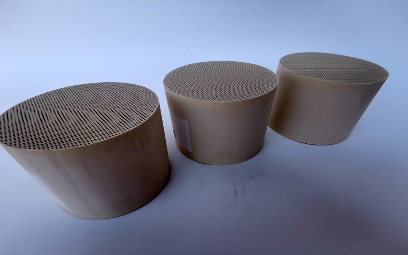 Filter Partikulat Diesel Mobil Diesel Filter Knalpot Euro 6 Dpf