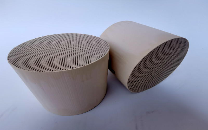 Euro 6 GPF Bensin Particulate Filter Substrat Keramik Sarang Lebah Ppff